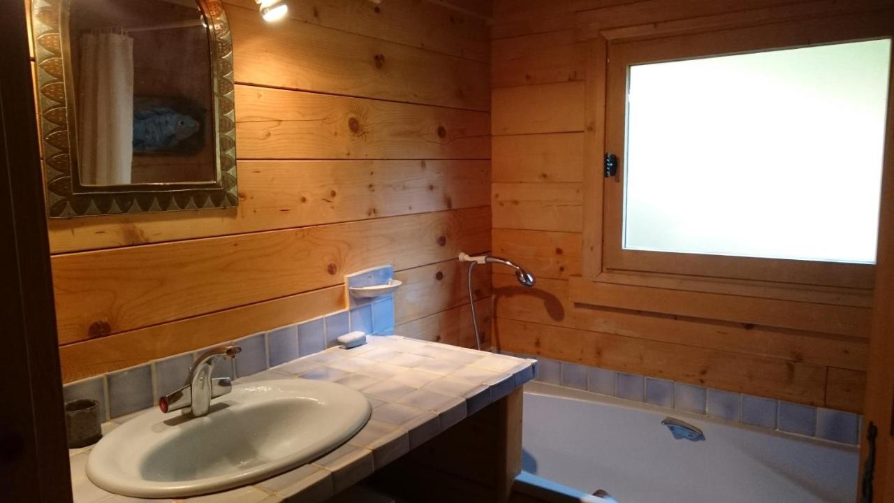 Les Oiseaux Bleus Chalet