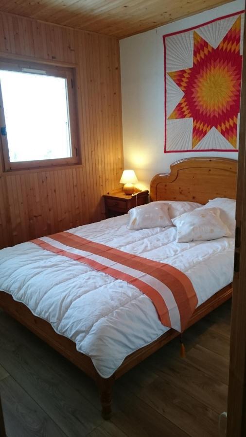 Les Oiseaux Bleus Chalet